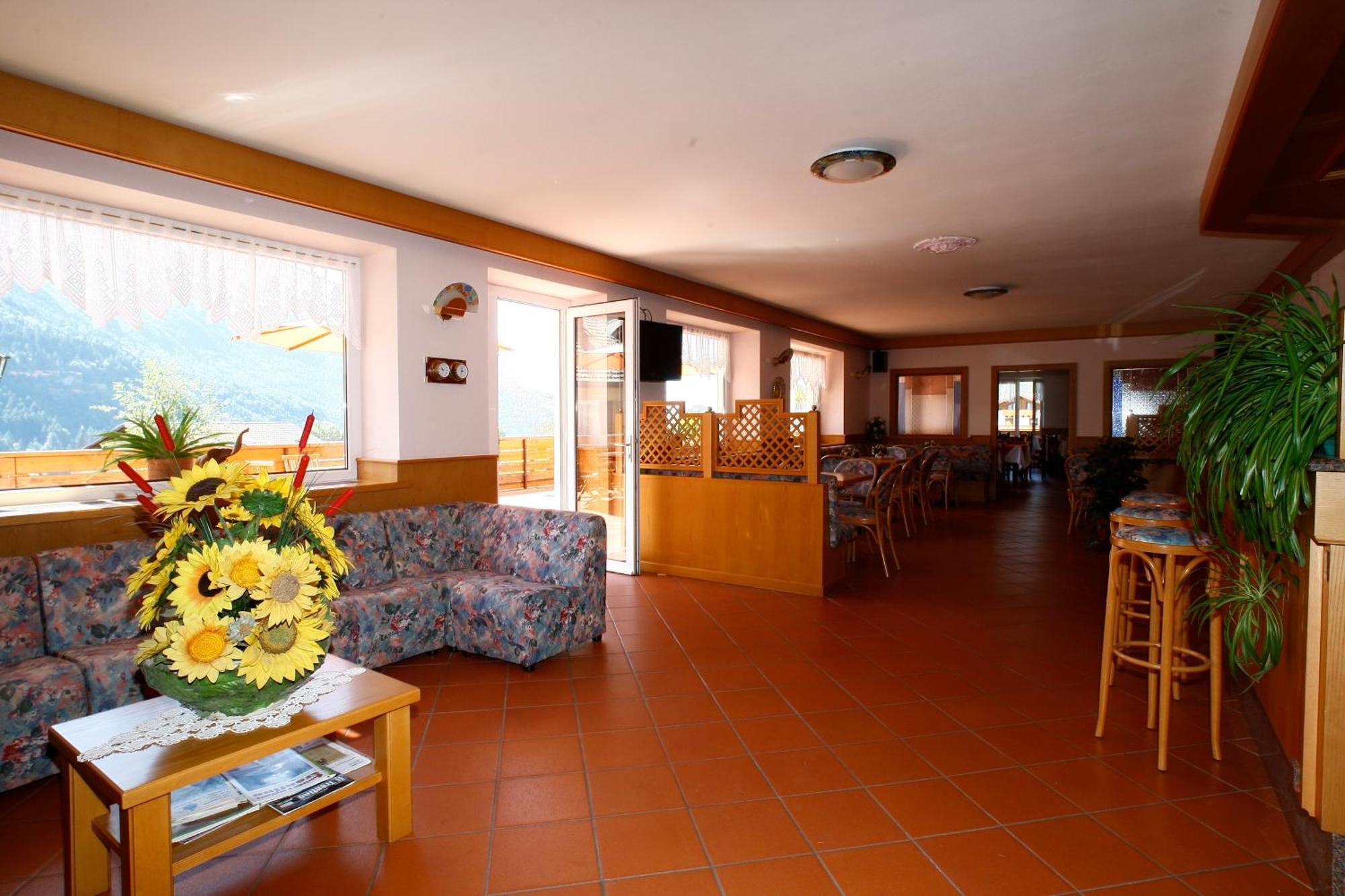 Garni Villanova 3*
